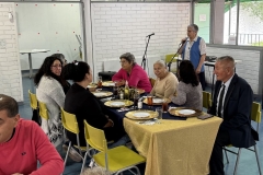 Almuerzo-Centro-padre-Damian-en-colegio-SSCC-Providencia-fundacion-Sagrados-Corazones36
